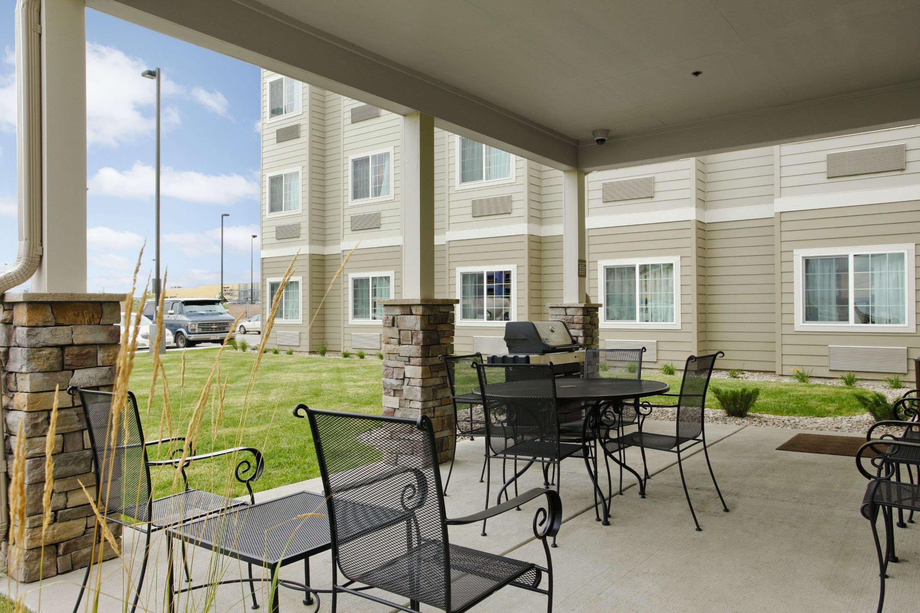 Microtel Inn & Suites By Wyndham Williston Restaurant foto